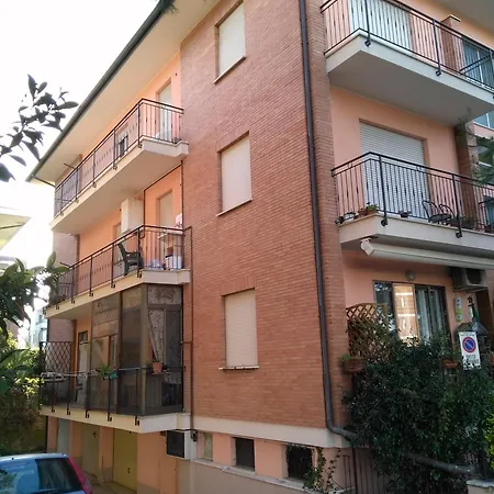 La Casa Di Viola * Porto San Giorgio
